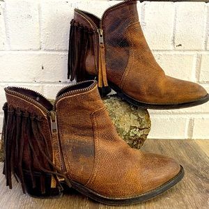Corral Women's Fringe Zip Booties -Sz 8